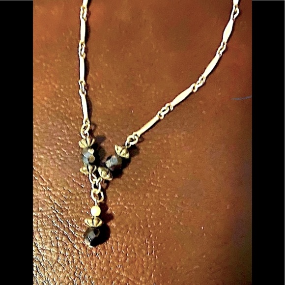 90s Vintage Ladies Necklace/ Black Bead & Pewter tone - Picture 2 of 11